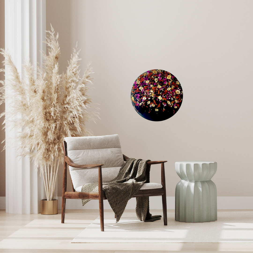 Nightcrawlers - Floral Resin Wall Art – Round Botanical Hanging with Real Dried Flowers