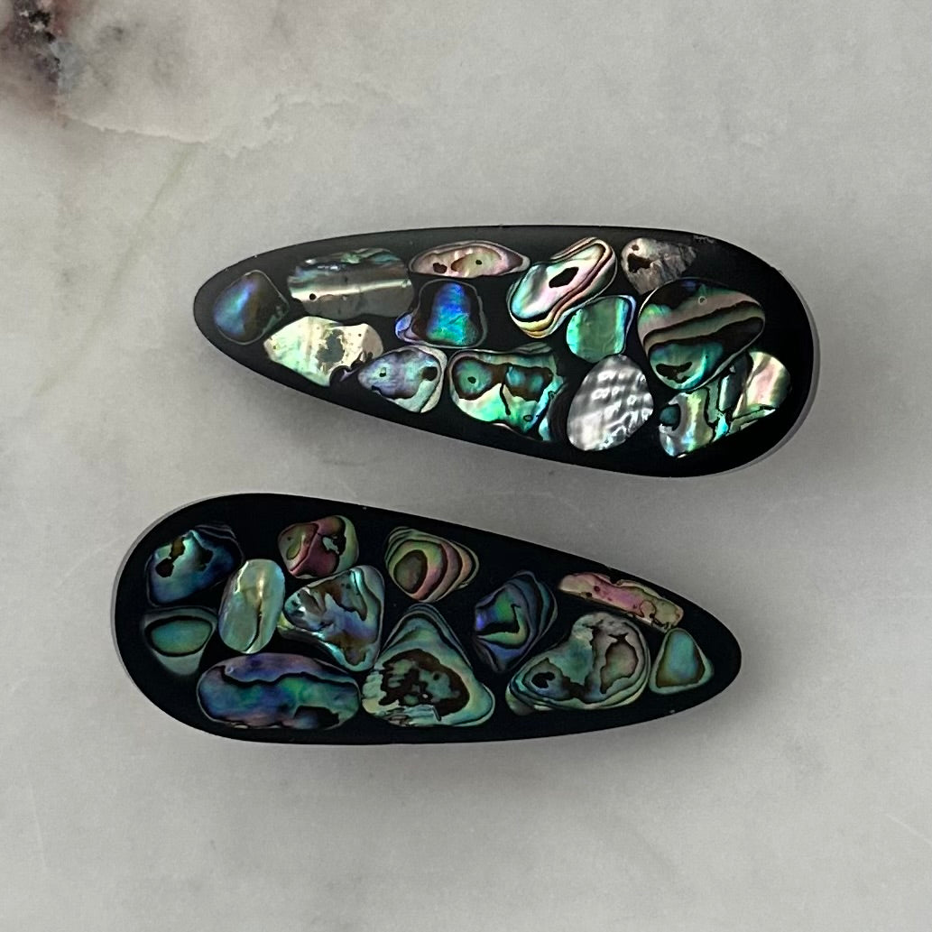 Resin Teardrop Hair Barrettes – Handcrafted with Real Flowers & Shells