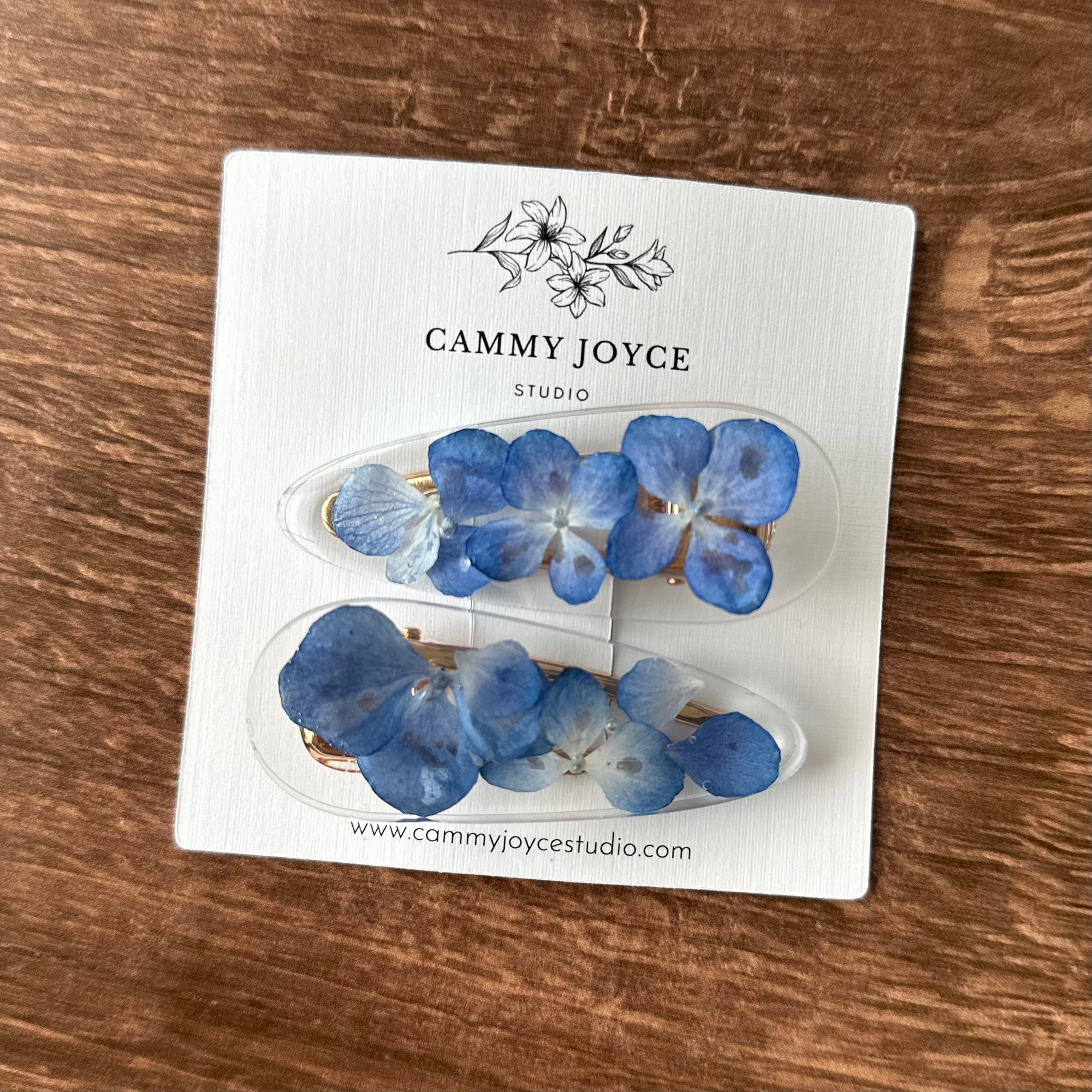 Resin Teardrop Hair Barrettes – Handcrafted with Real Flowers & Shells