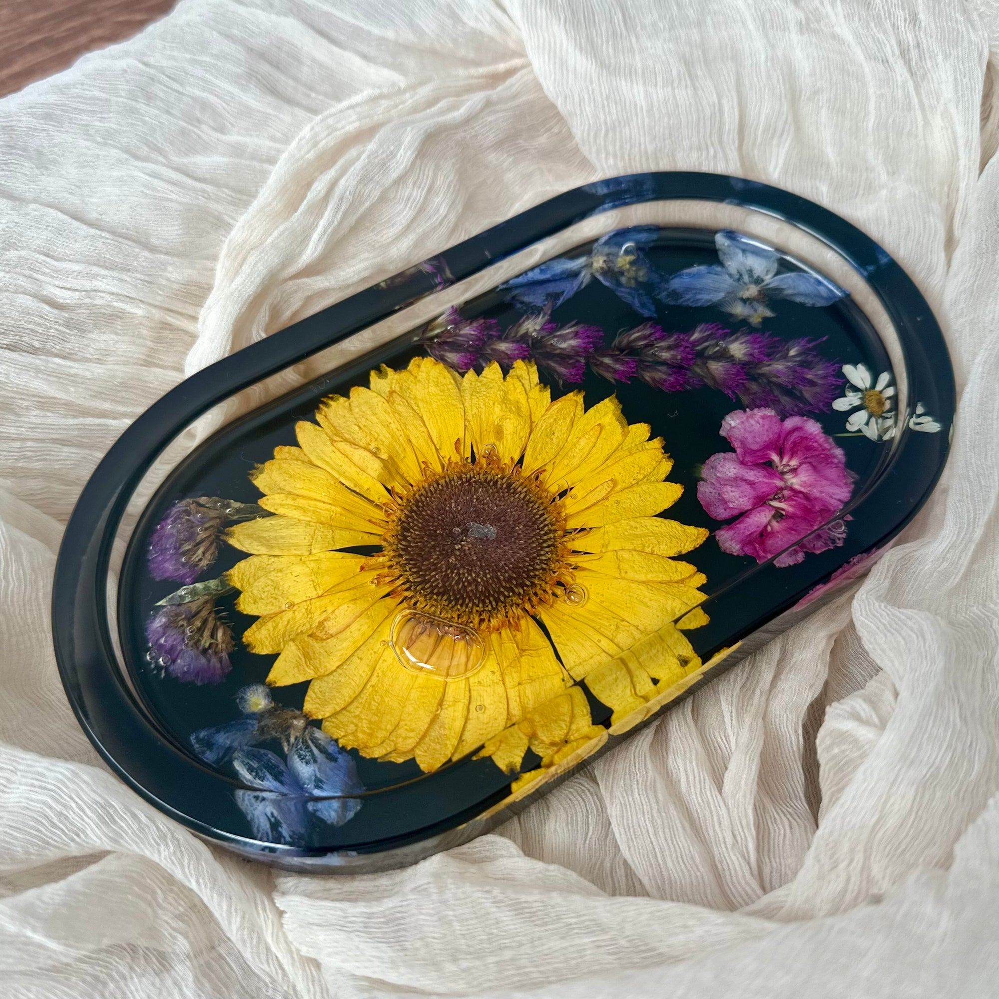 Small Resin Trinket Tray – Real Yellow Hydrangea & Wildflowers